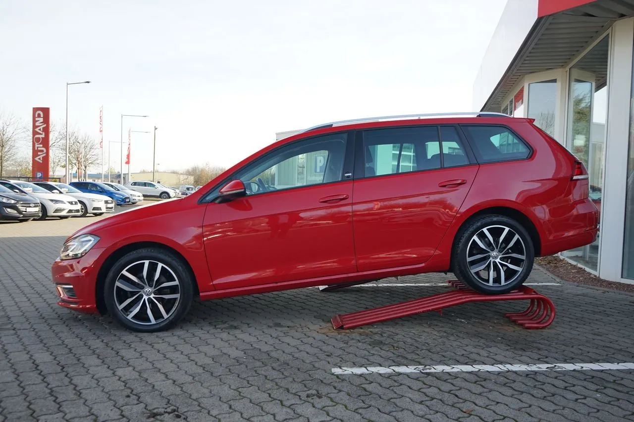 Volkswagen Golf VII Variant 1.5 TSI Sound...  Image 3